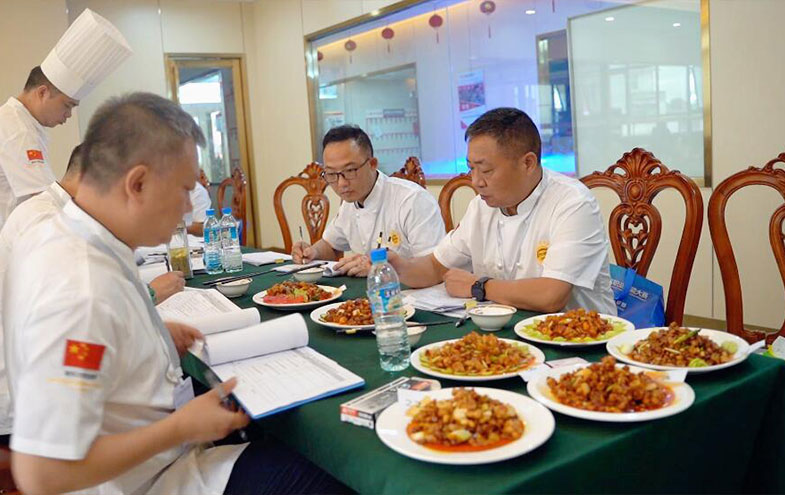 在贵阳哪里可以学习做辣子鸡火锅?