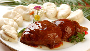 荷香八宝葫芦鸭