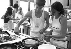 英国中学生的必修课：烹饪