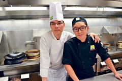 温哥华中餐馆厨师供不应求 年轻华裔学厨艺入行