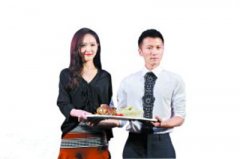 葛优谢霆锋决战食神 炫技烹饪两不误