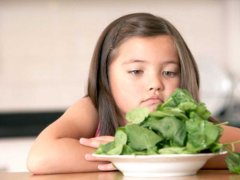 想让你的孩子吃蔬菜吗？不要告诉她这是健康的