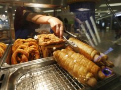 马来西亚要求快餐店重命名“热狗”