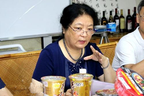 中国食品科学技术学会理事长孟素荷点评产品