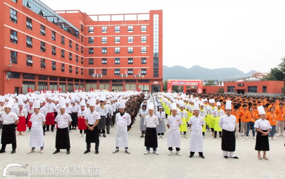 现场捐款献爱心 现场捐款献爱心