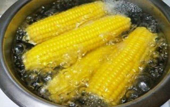 煮玉米需要多长时间？