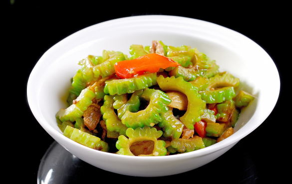 苦瓜炒肉 苦瓜炒肉