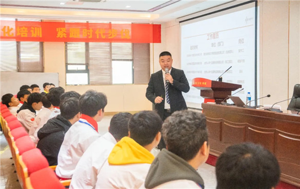 企业讲师进校园 企业讲师进校园