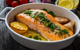 如何用烤箱烹饪冷冻三文鱼?