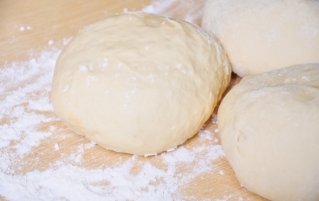 酵母是是什么?在烘焙中有什么作用?