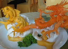 雕刻作品—鱼龙混杂