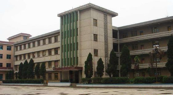 大方职校 大方职校