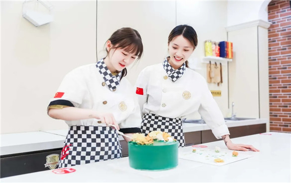 新东方女孩 新东方女孩