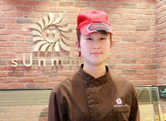 福建向阳坊店长张漫妮