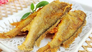 炸小黄花鱼的做法
