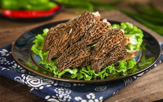 夏日养生汤品-山药羊肚菌排骨汤