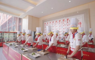 新东方毕业的厨师月薪多少钱？新东方毕业的厨师月薪揭秘