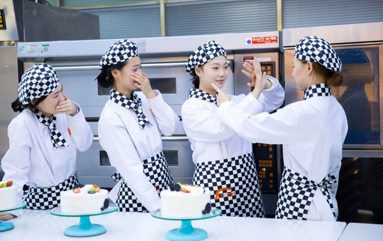 学习成绩不太好可以到新东方烹饪技师学院学技术吗？