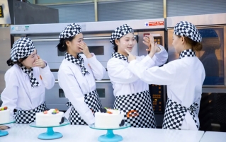 学习成绩不太好可以到新东方烹饪技师学院学技术吗？