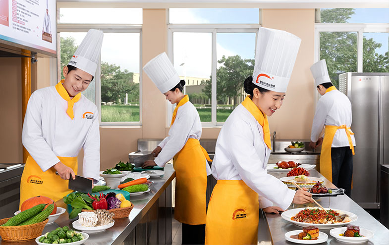  职教新篇启航，技能照亮未来—贵州新东方烹饪技师学院迎职教高考新机遇