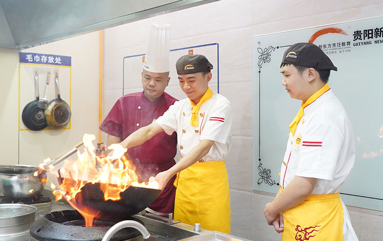 国内烹饪厨师专业学校推荐及排名概览