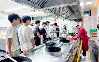 6月现场报名持续火爆！—好专业不等人，提前择校正当时！