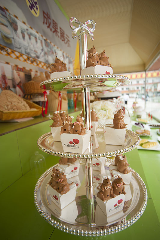 西点学生作品展示台