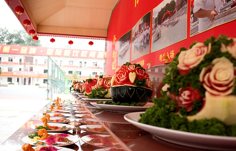 学生作品展示台