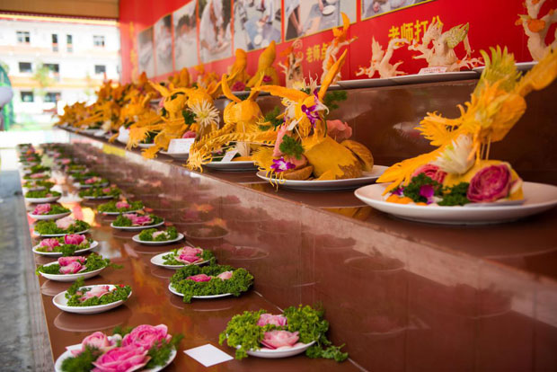 学生作品展示台