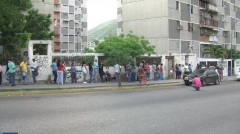 委内瑞拉食物短缺导致一些人猎杀猫狗和鸽子