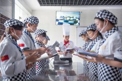 【新生访谈录】方立黎：来新东方实现儿时梦想