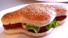 澳男子开发＂汉堡狗＂：汉堡+热狗