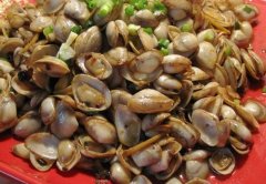 健康饮食：四种下酒菜易致病