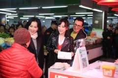 《熟悉的味道2》:刘嘉玲厨艺首秀