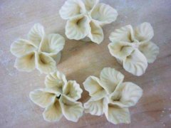花色蒸饺怎么做？花色蒸饺的做法