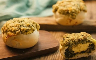 田园蒜香烤馍，闻着味儿就流口水