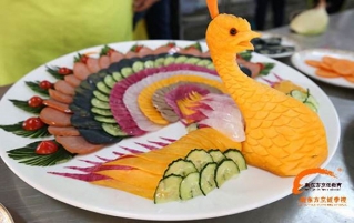 拼盘如何进行保型？