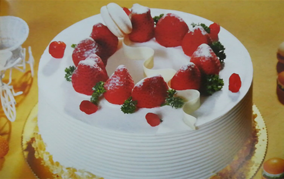 欧式杏仁草莓蛋糕