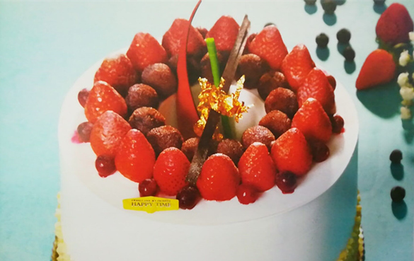 欧式草莓甜密蛋糕