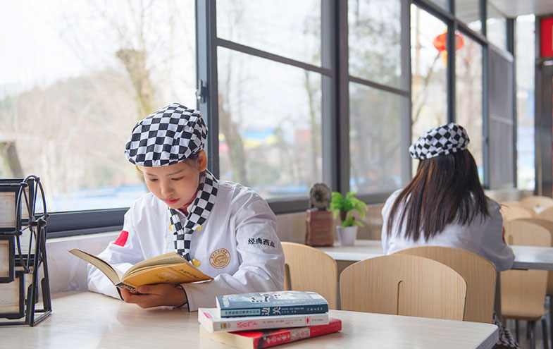 虽是陌生人，却有相似的灵魂