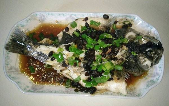 五种烹饪鱼的最健康方法 贵阳新东方烹饪高级技工学校