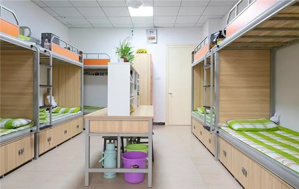 新东方烹饪学校的学生有宿舍吗?