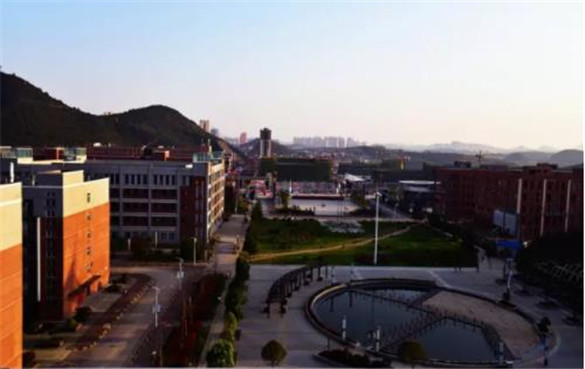 贵州装备制造职业学院