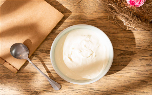 酸奶