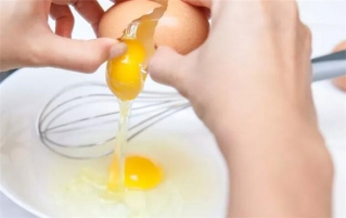 打鸡蛋的最佳、最安全、最整洁方法