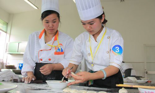 我院师生积极参与贵阳市第五届中职技能大赛