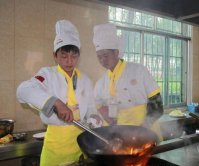 【新东方学子的一天】陈剑鑫:褪去军人的光环厨师路上再现辉煌