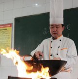 开春了还是感觉学烹饪更有出路