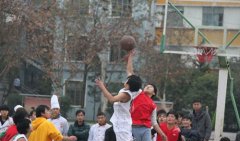 我院2012年冬季篮球比赛正式拉开帷幕