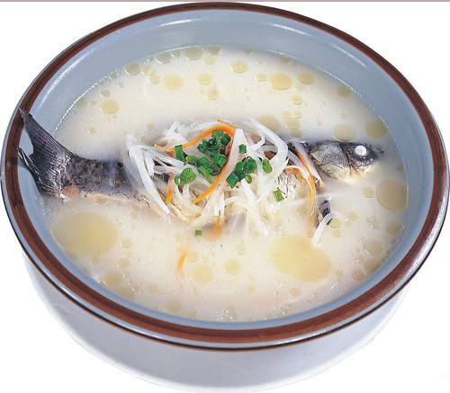 鲫鱼汤